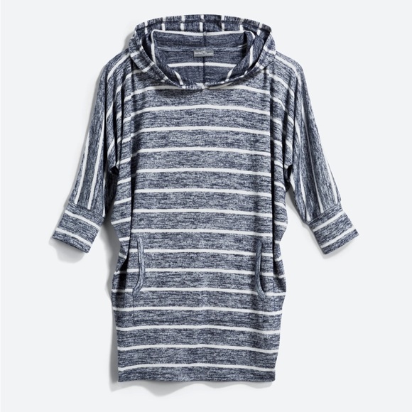 Hooded dolman top - Picture 1 of 3